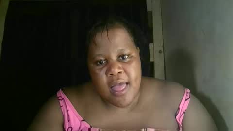Snapshot of ebony_magixs chatting on February 2026 01:33:02 PM ebony_magixs online show from February 2026 01:33:02 PM