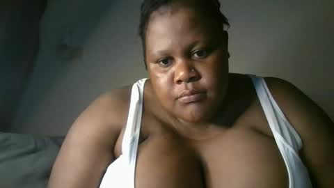 Snapshot of ebony_magixs chatting on March 2026 09:04:01 AM ebony_magixs online show from March 2026 09:04:01 AM