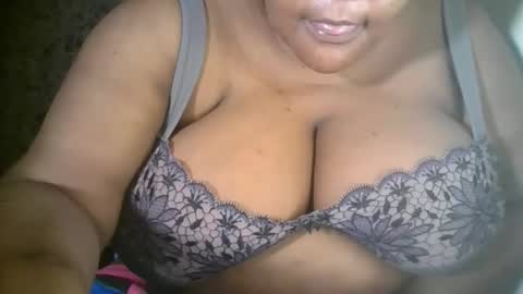 ebony_magixs online show from April 2026 07:58:02 PM