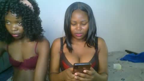 ebony_meeky online show from October 2025 06:52:01 PM