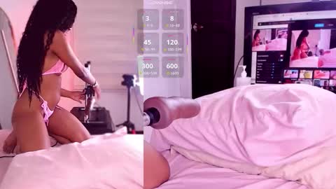 Snapshot of ebony_skyee chatting on October 2025 01:30:02 PM SKYE online show from October 2025 01:30:02 PM