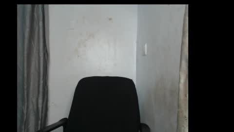 Snapshot of ebony_slimgirl3 chatting on April 2026 05:43:02 AM Ebony slimgirl3 online show from April 2026 05:43:02 AM