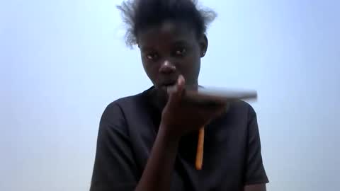 ebonybloom01 online show from November 2025 05:33:02 PM