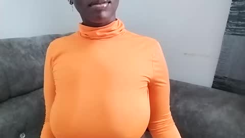 Snapshot of ebonycandymelani chatting on March 2025 10:35:01 AM Ebony Melanie online show from March 2025 10:35:01 AM