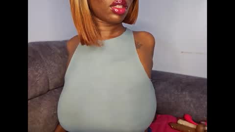 Snapshot of ebonycandymelani chatting on September 2025 09:58:01 PM Ebony Melanie online show from September 2025 09:58:01 PM