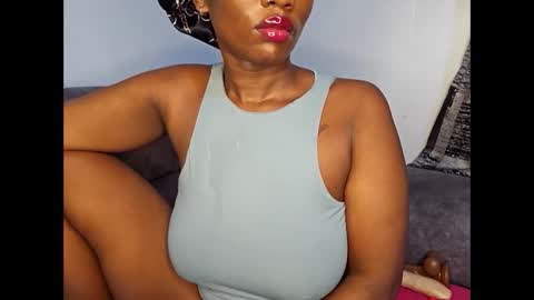 Snapshot of ebonycandymelani chatting on November 2025 11:47:01 PM Ebony Melanie online show from November 2025 11:47:01 PM