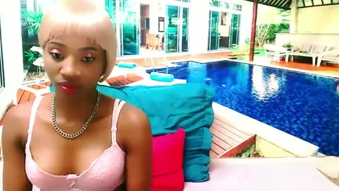 Snapshot of ebonycreamy69 chatting on February 2025 10:04:02 PM Nova online show from February 2025 10:04:02 PM