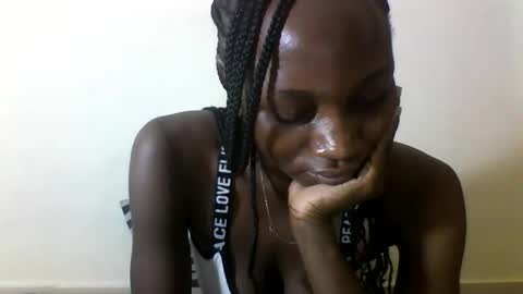 Snapshot of ebonycutegal4 chatting on September 2025 07:03:01 PM MELLEN online show from September 2025 07:03:01 PM