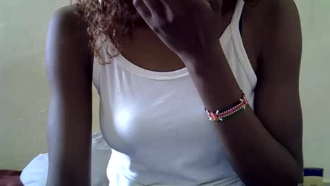 Snapshot of ebonycutegal4 chatting on May 2026 07:04:02 AM MELLEN online show from May 2026 07:04:02 AM
