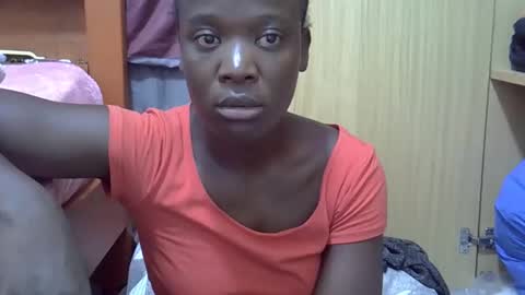 ebonydora online show from December 2025 09:10:02 PM