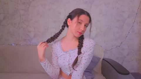 Snapshot of ebonyleibenstein chatting on December 2025 03:45:02 AM Milly online show from December 2025 03:45:02 AM