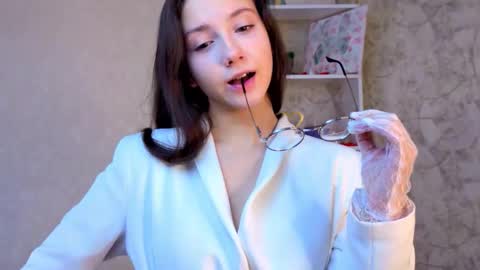 Snapshot of ebonyleibenstein chatting on February 2026 03:38:02 AM Milly online show from February 2026 03:38:02 AM
