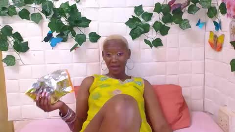 Cindy online show from October 2025 12:03:01 PM