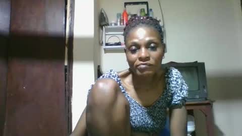 Snapshot of ebonyqueen4 chatting on November 2025 08:37:01 AM JACKLINE online show from November 2025 08:37:01 AM