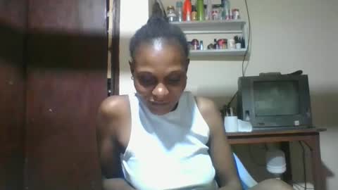 Snapshot of ebonyqueen4 chatting on December 2025 08:25:01 PM JACKLINE online show from December 2025 08:25:01 PM
