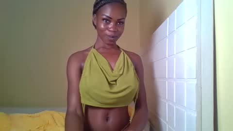 Snapshot of ebonytanqueen chatting on March 2026 01:22:01 AM ebonytanqueen online show from March 2026 01:22:01 AM