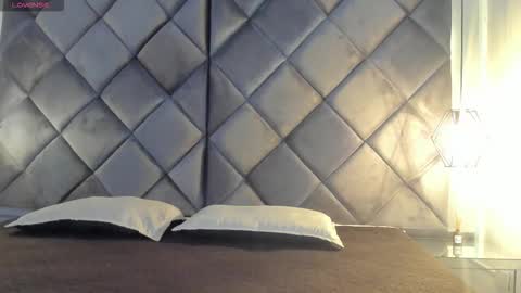 Snapshot of ebonyx40 chatting on March 2026 11:05:01 AM ebonyx40 online show from March 2026 11:05:01 AM