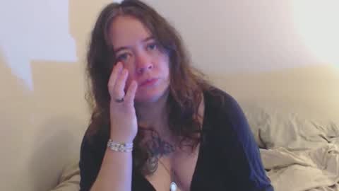 Weird Echo online show from January 2026 12:35:01 AM