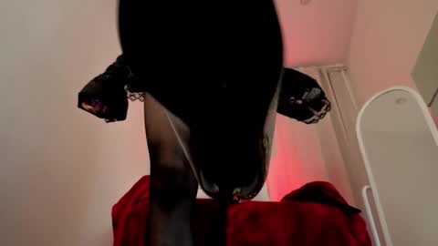 Monica online show from December 2025 02:45:02 PM