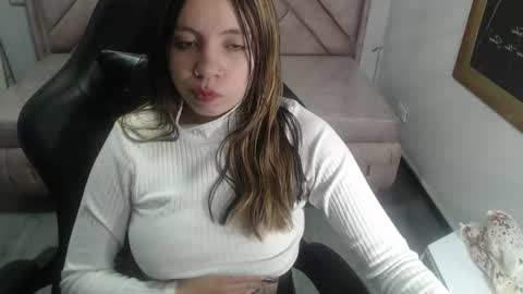 Hi Stream 800am to 200pm online show from February 2026 01:07:02 PM