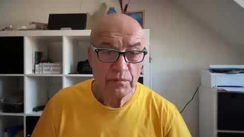 Snapshot of eddelmar chatting on March 2026 10:22:01 AM eddelmar online show from March 2026 10:22:01 AM