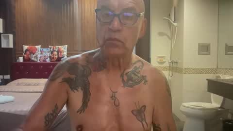 Snapshot of eddelmar chatting on March 2026 07:09:02 AM eddelmar online show from March 2026 07:09:02 AM