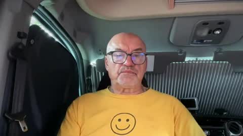 Snapshot of eddelmar chatting on July 2026 10:21:02 AM eddelmar online show from July 2026 10:21:02 AM