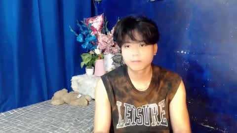 edelcum_xx online show from November 2025 11:50:01 PM