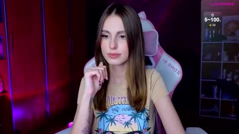 Edeline online show from November 2025 03:25:02 PM