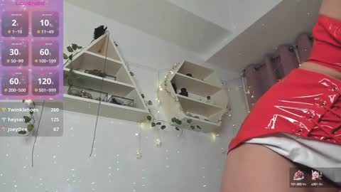 Snapshot of eden_heaven chatting on December 2024 04:53:02 AM Eden Heaven online show from December 2024 04:53:02 AM