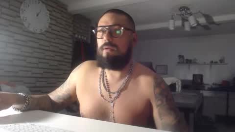 edgarram83 online show from November 2025 07:03:01 AM