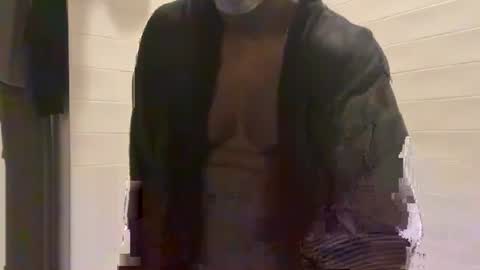 Snapshot of edgingdaddy chatting on November 2025 03:45:02 PM Dad online show from November 2025 03:45:02 PM