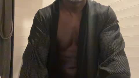 Snapshot of edgingdaddy chatting on November 2025 11:10:01 AM Dad online show from November 2025 11:10:01 AM