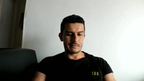 Snapshot of edisson0122256274 chatting on August 2026 03:59:02 PM edisson0122256274 online show from August 2026 03:59:02 PM