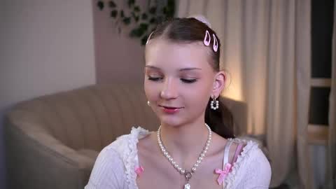 Lisa  online show from April 2026 10:54:02 PM