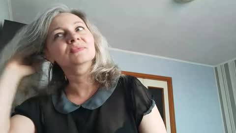 Snapshot of edithmanning chatting on March 2026 06:29:01 AM edithmanning online show from March 2026 06:29:01 AM