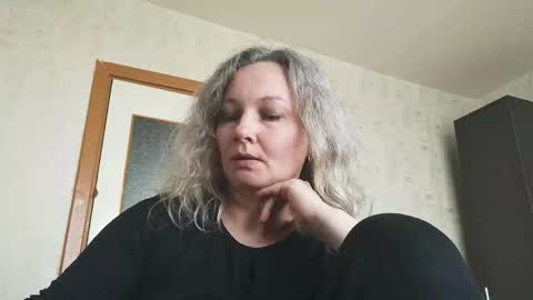 Snapshot of edithmanning chatting on May 2026 06:30:01 AM edithmanning online show from May 2026 06:30:01 AM