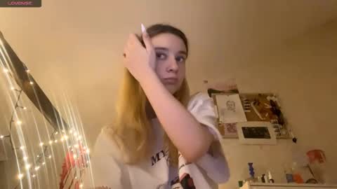 Snapshot of edlinhazleton chatting on November 2025 06:19:02 PM Dana online show from November 2025 06:19:02 PM