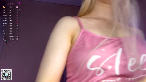 Snapshot of ednadennis chatting on May 2026 02:24:02 PM Eva online show from May 2026 02:24:02 PM