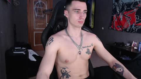 Snapshot of eduard_loveee chatting on April 2026 12:42:01 PM Eduar online show from April 2026 12:42:01 PM