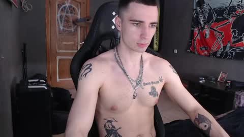 Snapshot of eduard_loveee chatting on May 2026 07:05:01 AM Eduar online show from May 2026 07:05:01 AM