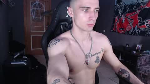 Snapshot of eduard_loveee chatting on June 2026 09:25:02 AM Eduar online show from June 2026 09:25:02 AM