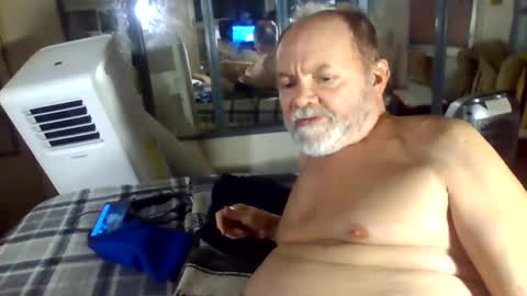 Snapshot of edwalters chatting on February 2025 09:51:02 AM Eddie online show from February 2025 09:51:02 AM