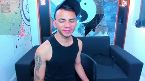 Snapshot of edward_24_ chatting on December 2024 07:46:01 AM Edward Colleman online show from December 2024 07:46:01 AM