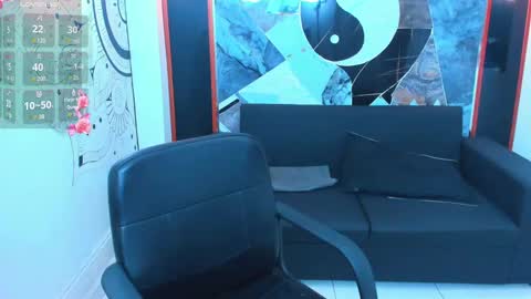 Snapshot of edward_24_ chatting on December 2024 07:48:01 AM Edward Colleman online show from December 2024 07:48:01 AM