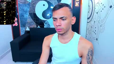 Snapshot of edward_24_ chatting on January 2025 03:46:01 AM Edward Colleman online show from January 2025 03:46:01 AM