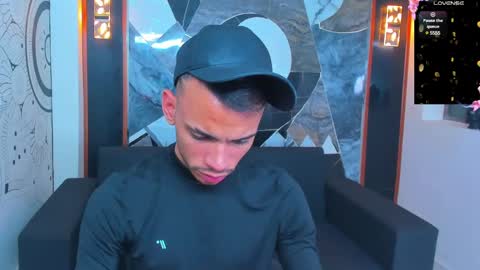 Snapshot of edward_24_ chatting on February 2025 08:18:02 AM Edward Colleman online show from February 2025 08:18:02 AM