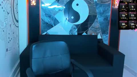 Snapshot of edward_24_ chatting on February 2025 04:10:01 AM Edward Colleman online show from February 2025 04:10:01 AM