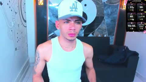 Snapshot of edward_24_ chatting on February 2025 08:06:02 AM Edward Colleman online show from February 2025 08:06:02 AM