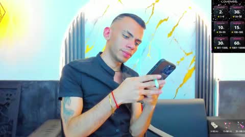 Snapshot of edward_24_ chatting on October 2025 03:58:02 AM Edward Colleman online show from October 2025 03:58:02 AM